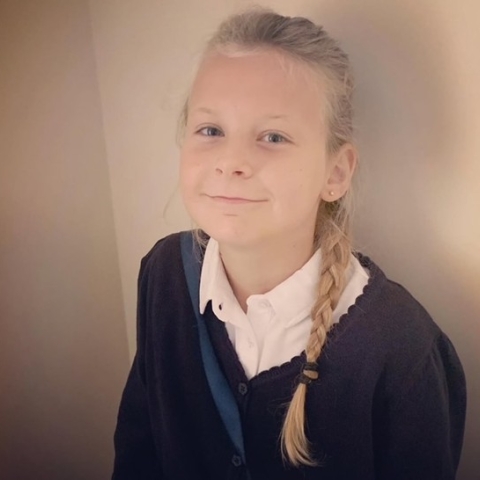 Omnipod Podder, Sky, ready for school